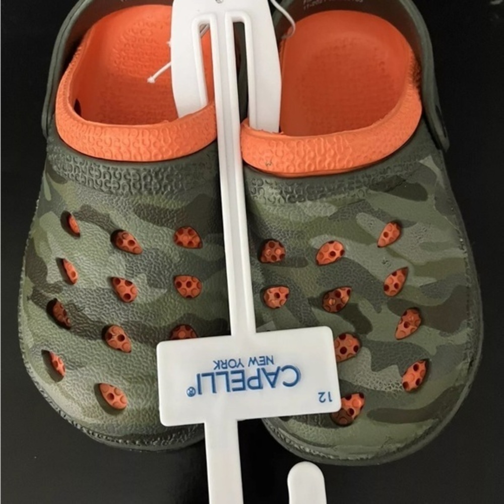 Capelli of New York Kids Camo Water Shoes - Green and Orange Sz12